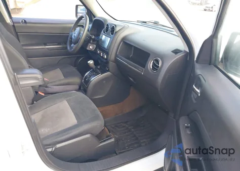 2014 Jeep Patriot Altitude z USA, uszkodzony, nr VIN 1C4NJPBA8ED850962